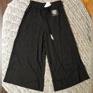 Bobeau crepe/black/ pants/ medium